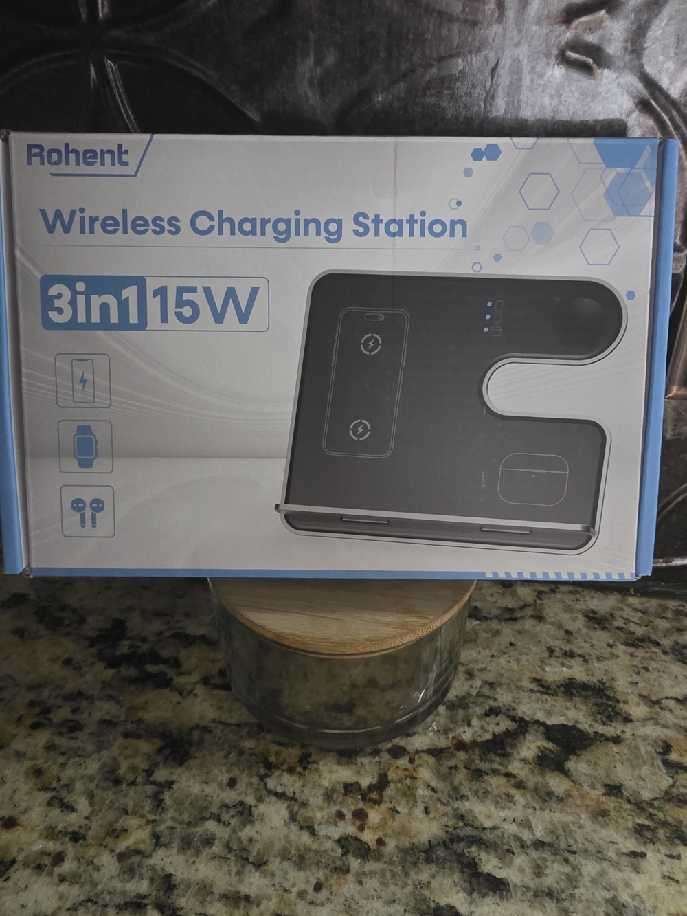 3-in-1 15W Wireless Charging Station — Black